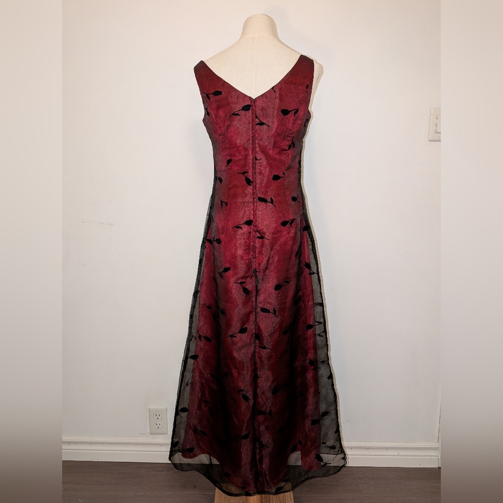 Jessica McClintock For Gunne Sax V Neck Maxi Dress - Picture 8 of 16